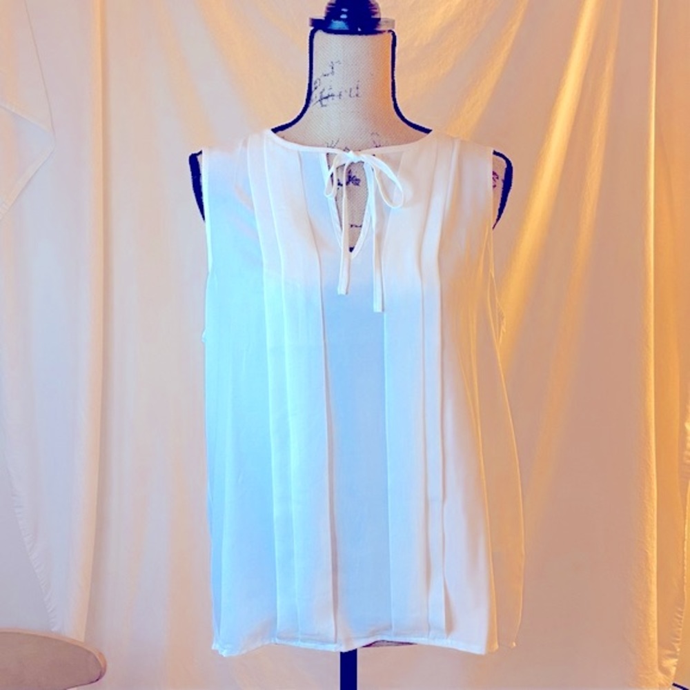 J.Crew Factory womens sleeveless top. Pleated with a tie-neck.
